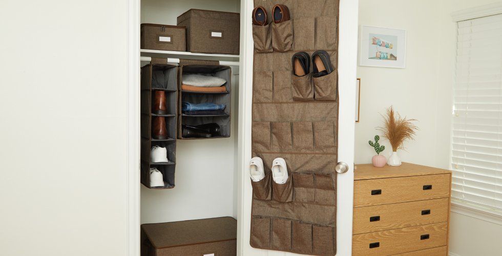 How to Organize Your Closet: Smart Storage Solutions to Maximize Space and Reduce Clutter