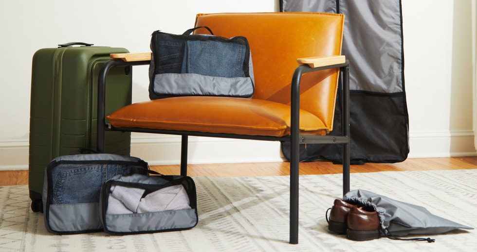 How to Stay Organized While Traveling