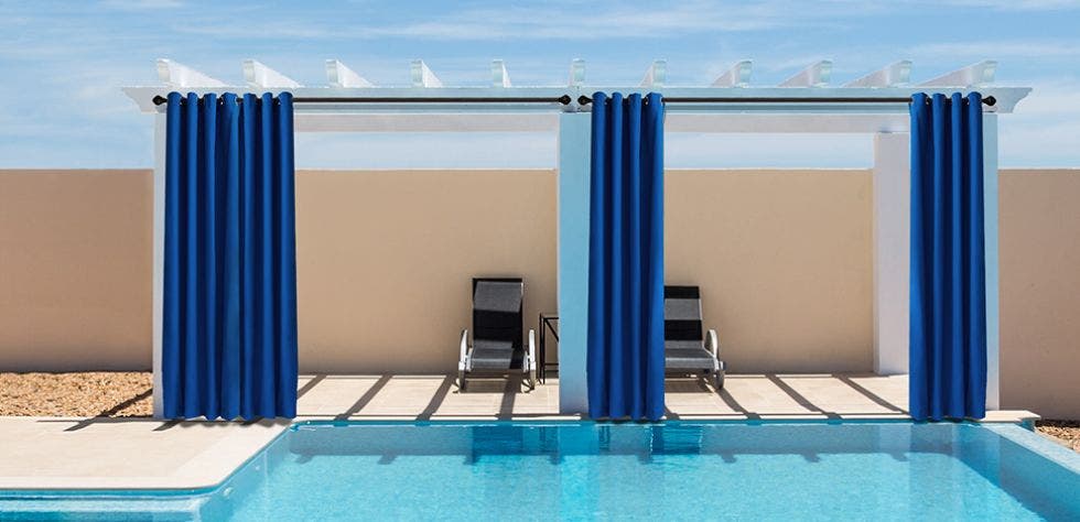 How to Hang Outdoor Curtains