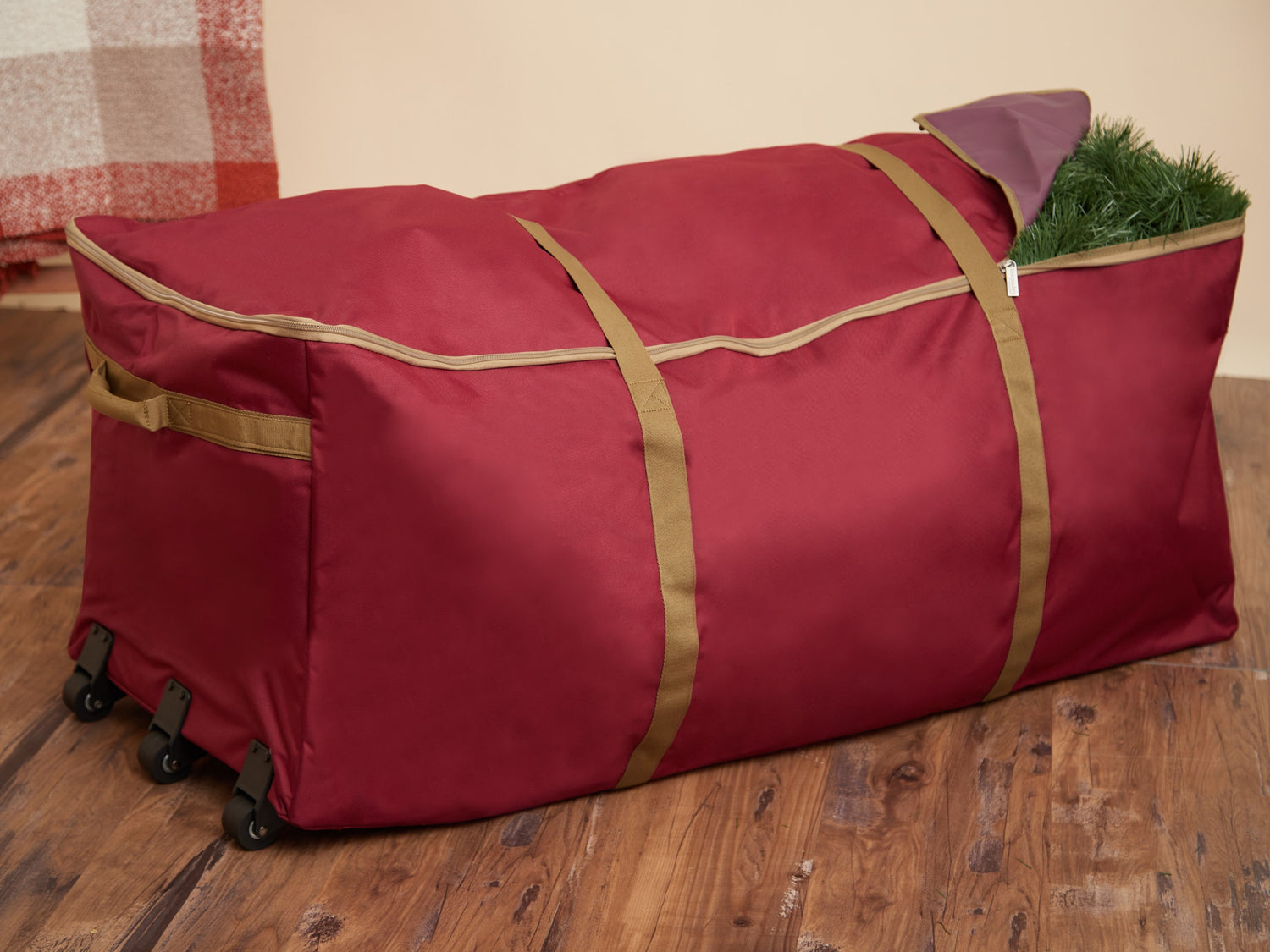 christmas-tree-rolling-cinch-bag-plp-image
