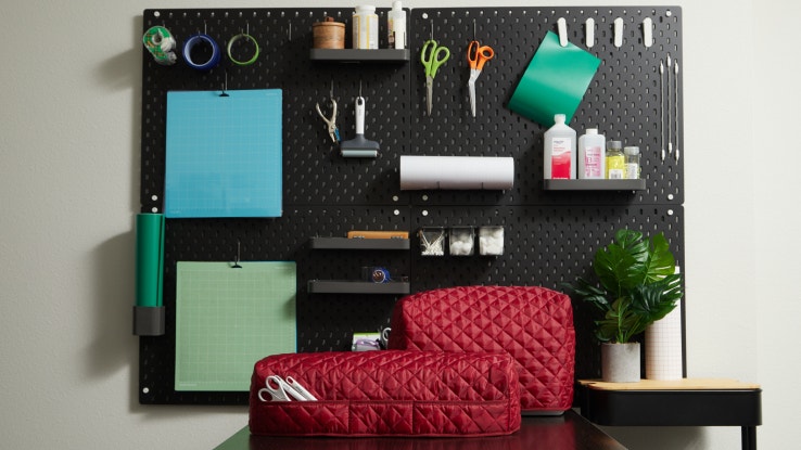 craft room stage red quilted covers