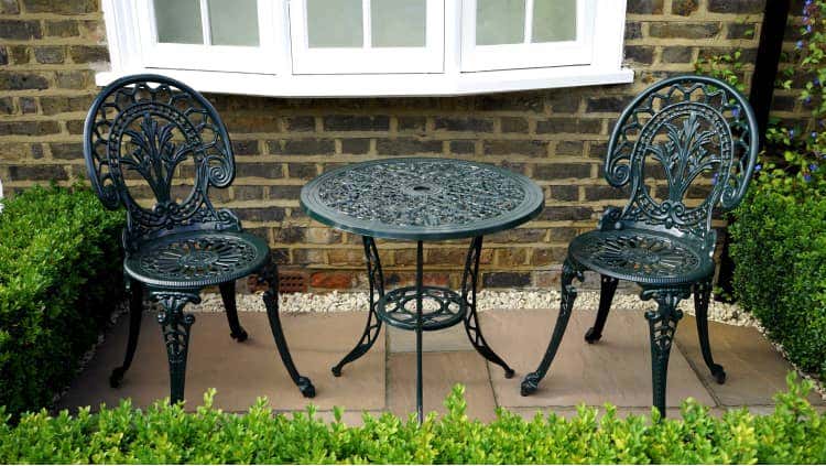 Metal outdoor furniture set